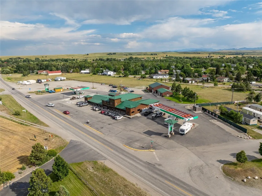 228 Big Timber Loop Rd Highway, Big Timber, Montan, Big Timber, Montana 59011, ,Commercial Sale,For Sale,228 Big Timber Loop Rd Highway, Big Timber, Montan,0,404688