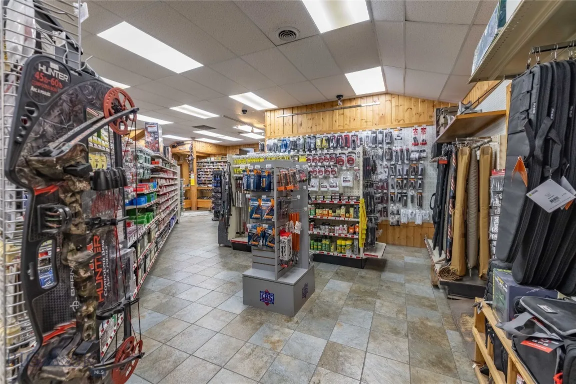 228 Big Timber Loop Rd Highway, Big Timber, Montan, Big Timber, Montana 59011, ,Commercial Sale,For Sale,228 Big Timber Loop Rd Highway, Big Timber, Montan,0,404688