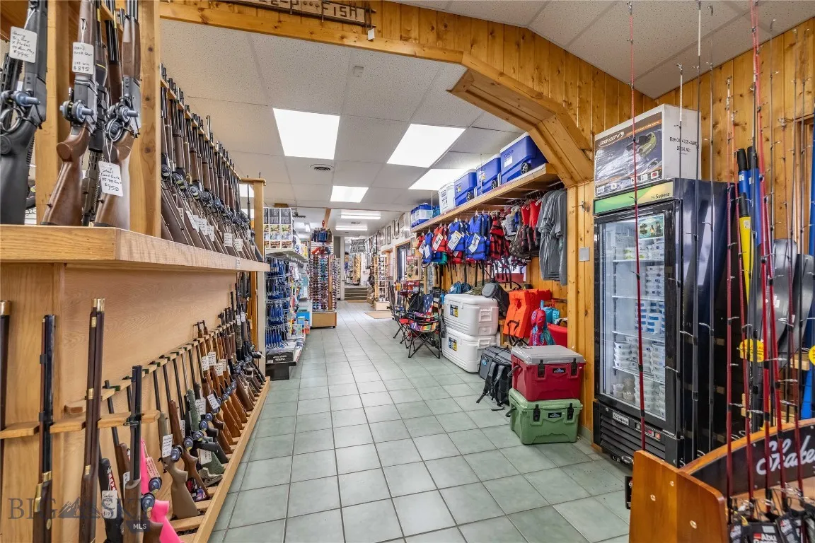 228 Big Timber Loop Rd Highway, Big Timber, Montan, Big Timber, Montana 59011, ,Commercial Sale,For Sale,228 Big Timber Loop Rd Highway, Big Timber, Montan,0,404688