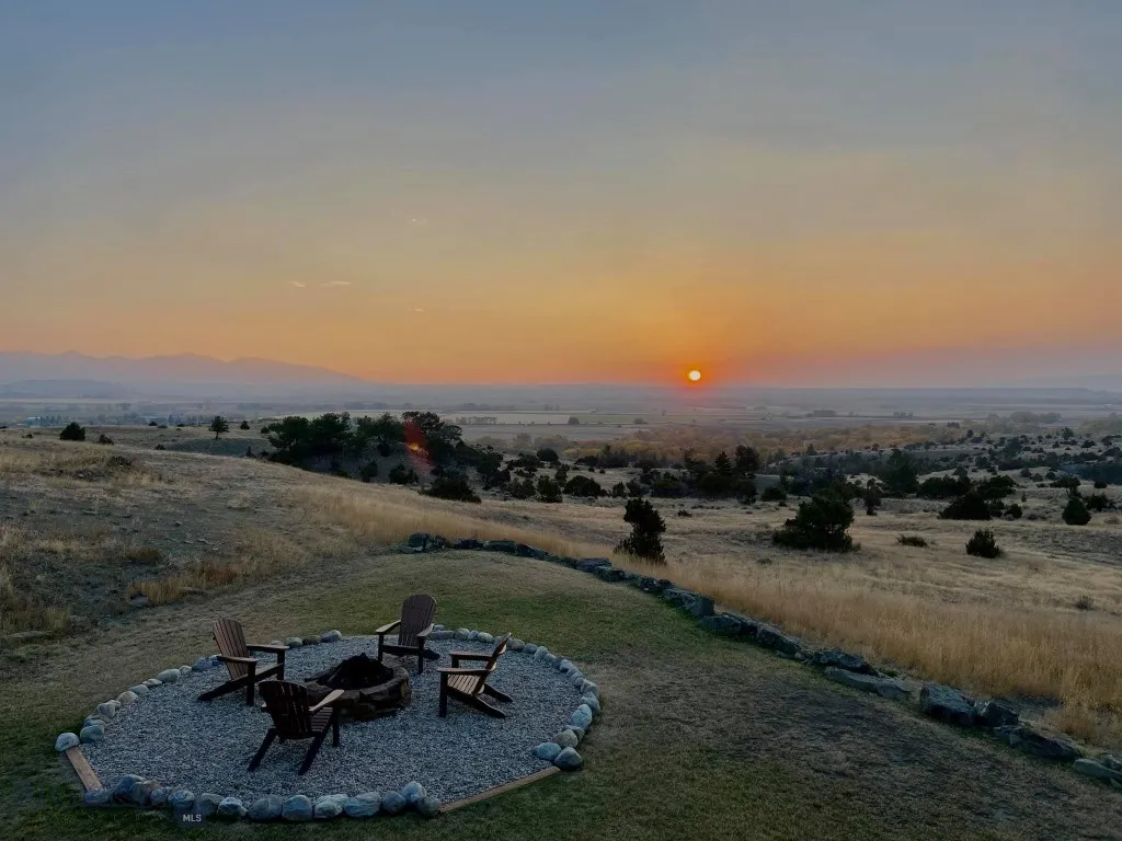 830 Castle Mountain Road, Clyde Park, Montana 5901, Clyde Park, Montana 59018, 9 Bedrooms Bedrooms, ,10 BathroomsBathrooms,Residential,For Sale,830 Castle Mountain Road, Clyde Park, Montana 5901,0,397636