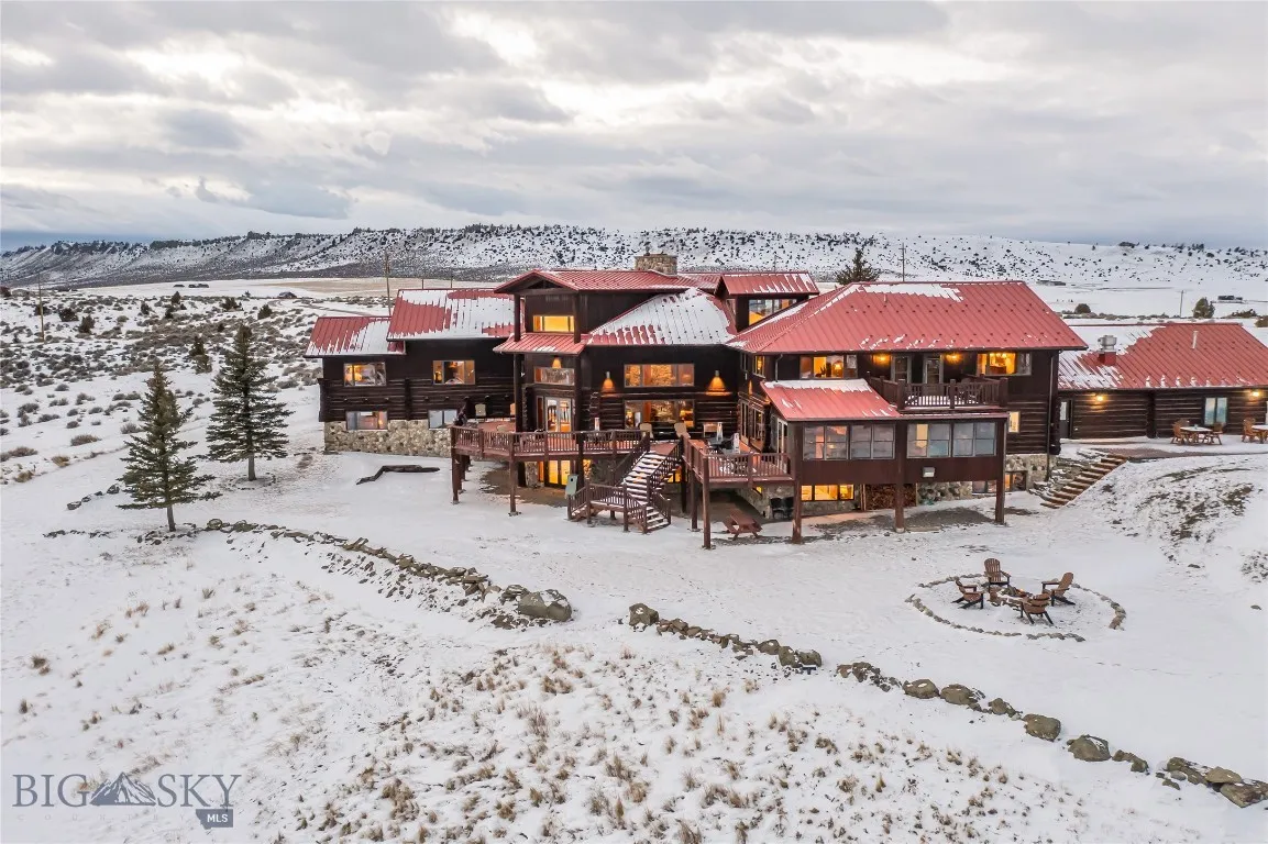 830 Castle Mountain Road, Clyde Park, Montana 5901, Clyde Park, Montana 59018, 9 Bedrooms Bedrooms, ,10 BathroomsBathrooms,Residential,For Sale,830 Castle Mountain Road, Clyde Park, Montana 5901,0,397636