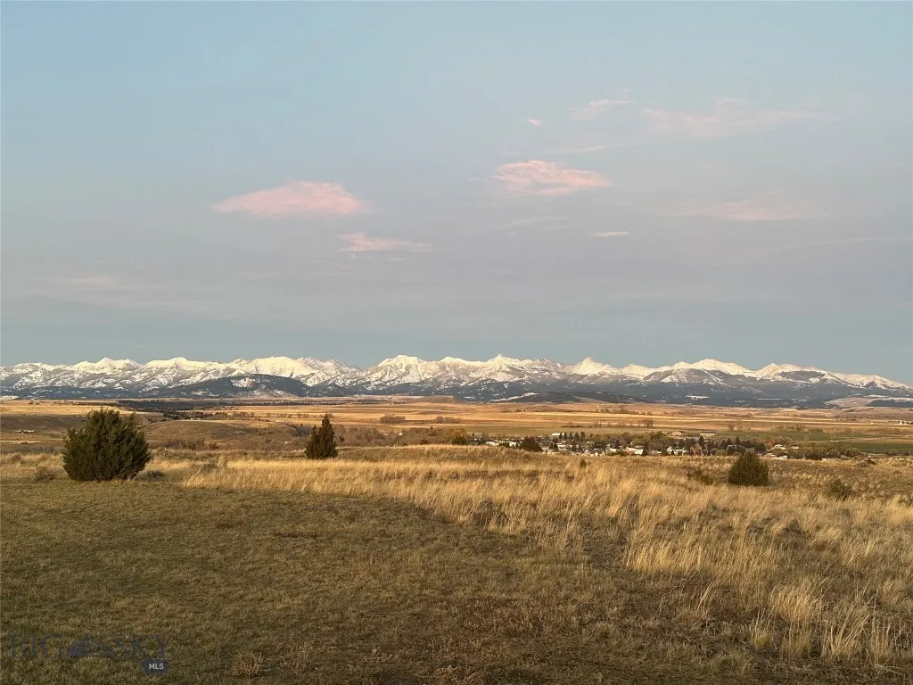 830 Castle Mountain Road, Clyde Park, Montana 5901, Clyde Park, Montana 59018, 9 Bedrooms Bedrooms, ,10 BathroomsBathrooms,Residential,For Sale,830 Castle Mountain Road, Clyde Park, Montana 5901,0,397636