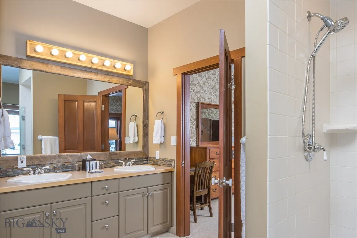 830 Castle Mountain Road, Clyde Park, Montana 5901, Clyde Park, Montana 59018, 9 Bedrooms Bedrooms, ,10 BathroomsBathrooms,Residential,For Sale,830 Castle Mountain Road, Clyde Park, Montana 5901,0,397636