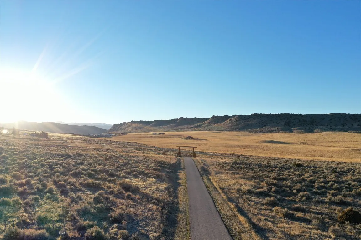 830 Castle Mountain Road, Clyde Park, Montana 5901, Clyde Park, Montana 59018, 9 Bedrooms Bedrooms, ,10 BathroomsBathrooms,Residential,For Sale,830 Castle Mountain Road, Clyde Park, Montana 5901,0,397636