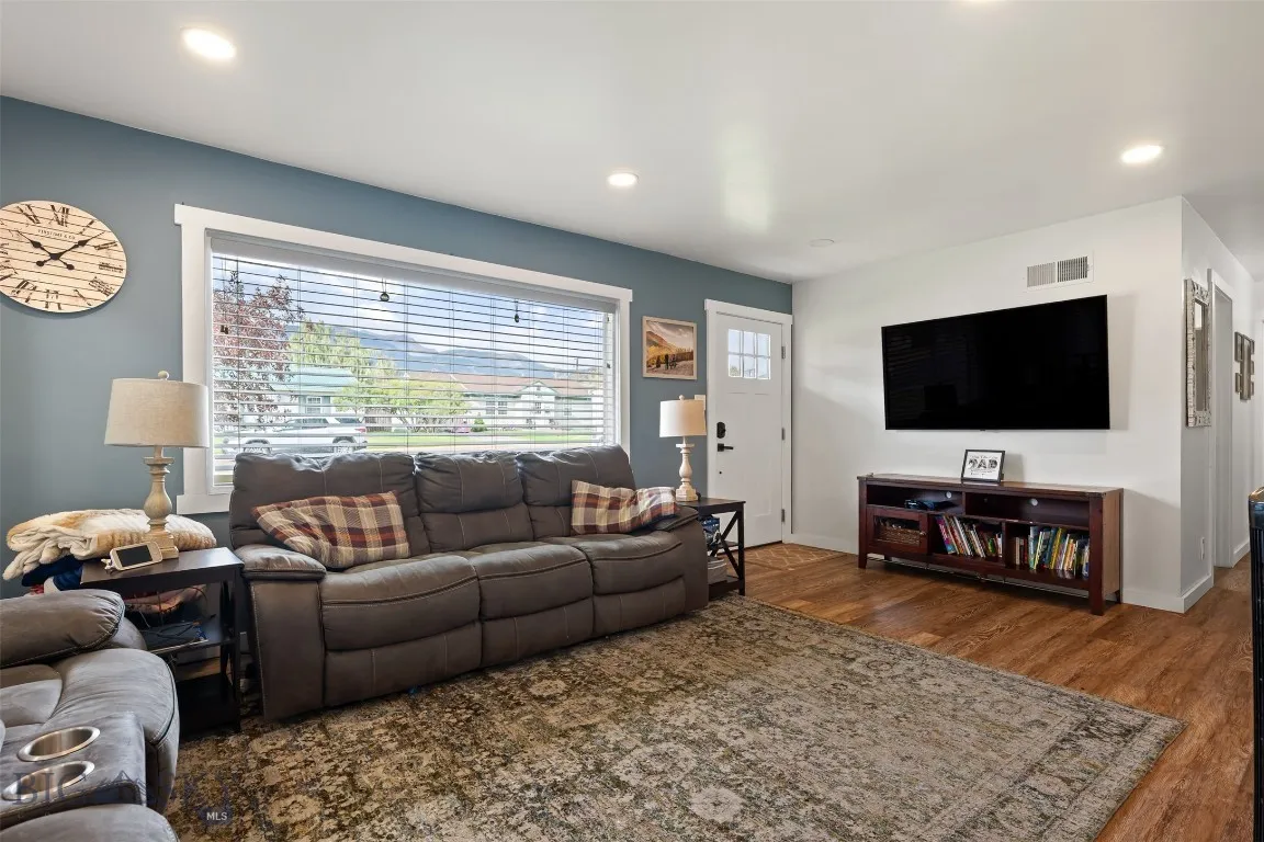 1812 Ogden Street, Anaconda, Montana 59711, Anaconda, Montana 59711, 4 Bedrooms Bedrooms, ,2 BathroomsBathrooms,Residential,For Sale,1812 Ogden Street, Anaconda, Montana 59711,0,404697