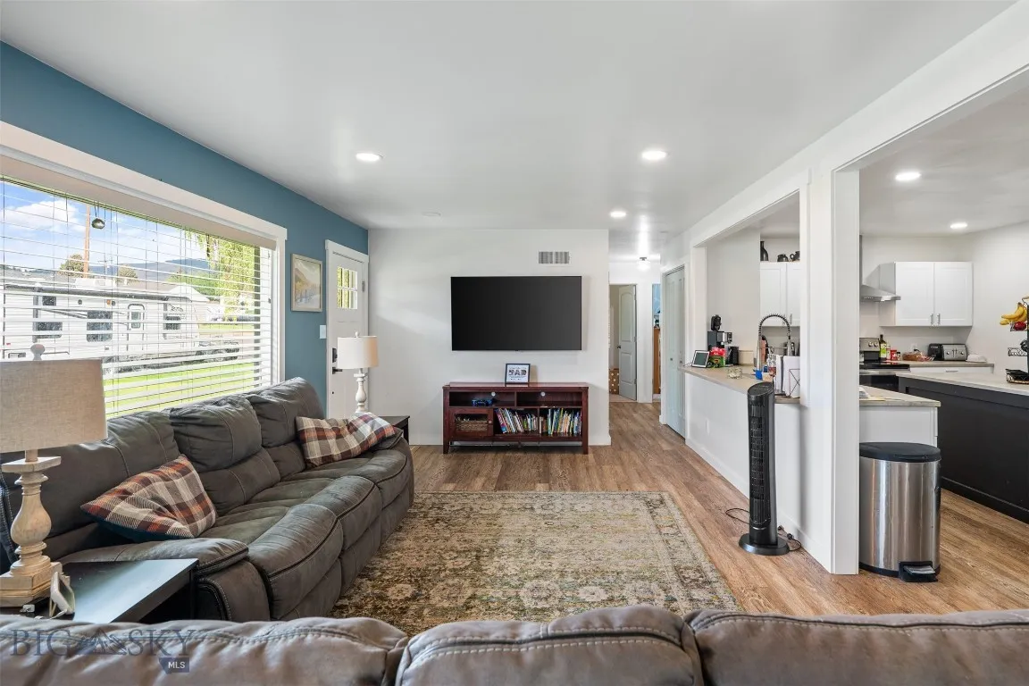 1812 Ogden Street, Anaconda, Montana 59711, Anaconda, Montana 59711, 4 Bedrooms Bedrooms, ,2 BathroomsBathrooms,Residential,For Sale,1812 Ogden Street, Anaconda, Montana 59711,0,404697