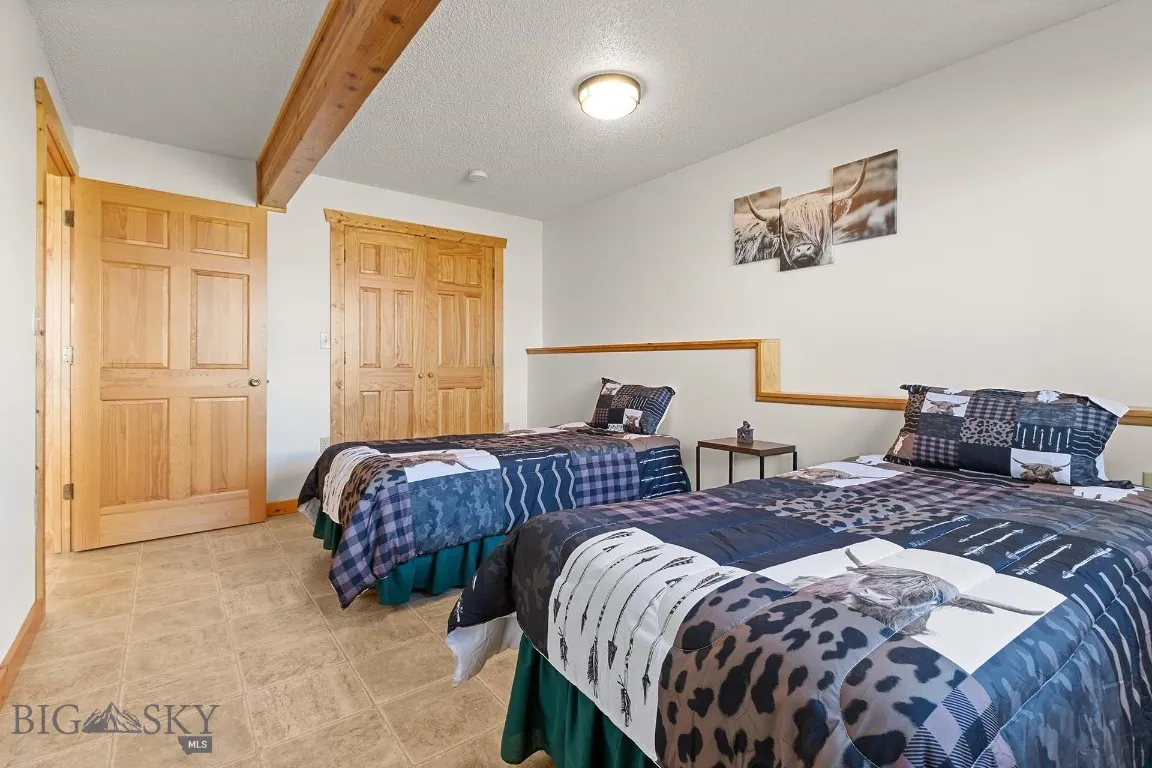 516 Mt Highway 287 W, Ennis, Montana 59729, Ennis, Montana 59729, 3 Bedrooms Bedrooms, ,2 BathroomsBathrooms,Residential,For Sale,516 Mt Highway 287 W, Ennis, Montana 59729,0,404597