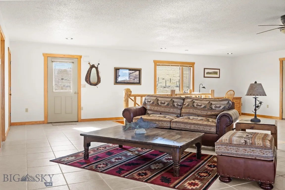 516 Mt Highway 287 W, Ennis, Montana 59729, Ennis, Montana 59729, 3 Bedrooms Bedrooms, ,2 BathroomsBathrooms,Residential,For Sale,516 Mt Highway 287 W, Ennis, Montana 59729,0,404597
