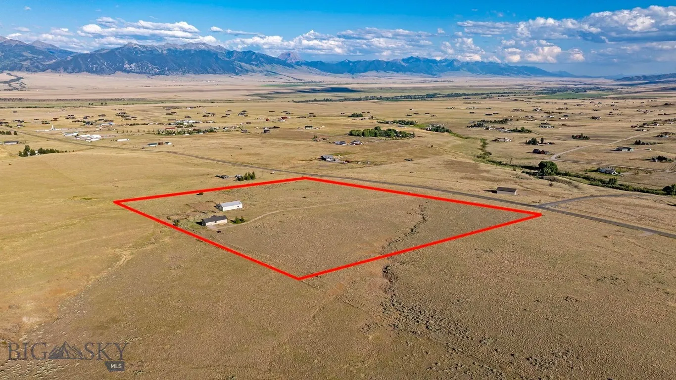 516 Mt Highway 287 W, Ennis, Montana 59729, Ennis, Montana 59729, 3 Bedrooms Bedrooms, ,2 BathroomsBathrooms,Residential,For Sale,516 Mt Highway 287 W, Ennis, Montana 59729,0,404597