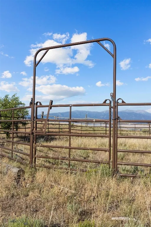 516 Mt Highway 287 W, Ennis, Montana 59729, Ennis, Montana 59729, 3 Bedrooms Bedrooms, ,2 BathroomsBathrooms,Residential,For Sale,516 Mt Highway 287 W, Ennis, Montana 59729,0,404597
