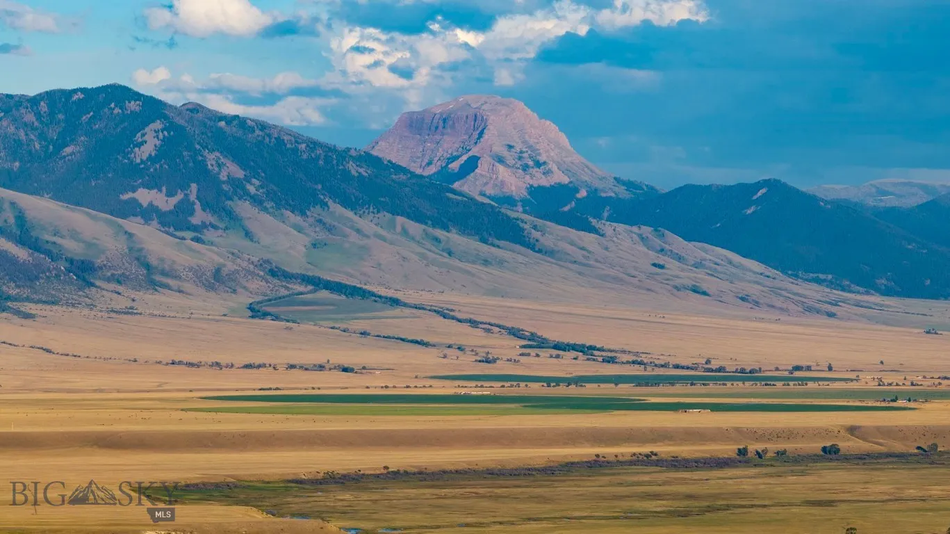 516 Mt Highway 287 W, Ennis, Montana 59729, Ennis, Montana 59729, 3 Bedrooms Bedrooms, ,2 BathroomsBathrooms,Residential,For Sale,516 Mt Highway 287 W, Ennis, Montana 59729,0,404597
