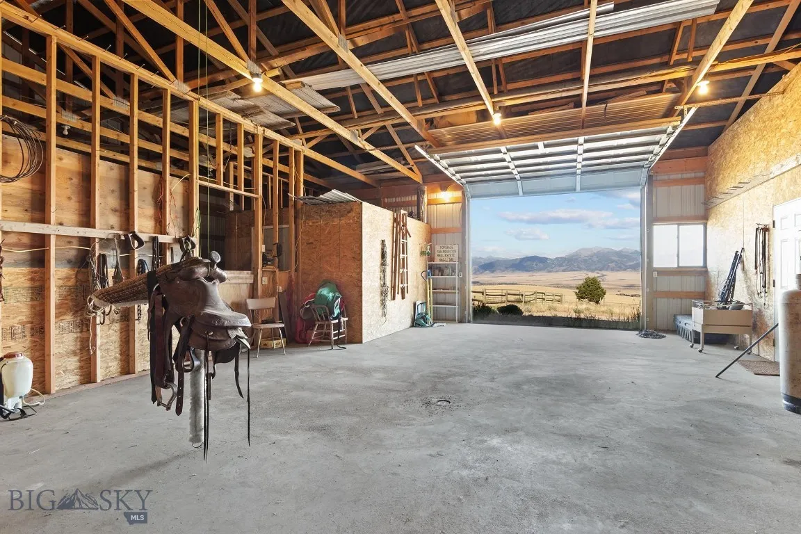 516 Mt Highway 287 W, Ennis, Montana 59729, Ennis, Montana 59729, 3 Bedrooms Bedrooms, ,2 BathroomsBathrooms,Residential,For Sale,516 Mt Highway 287 W, Ennis, Montana 59729,0,404597