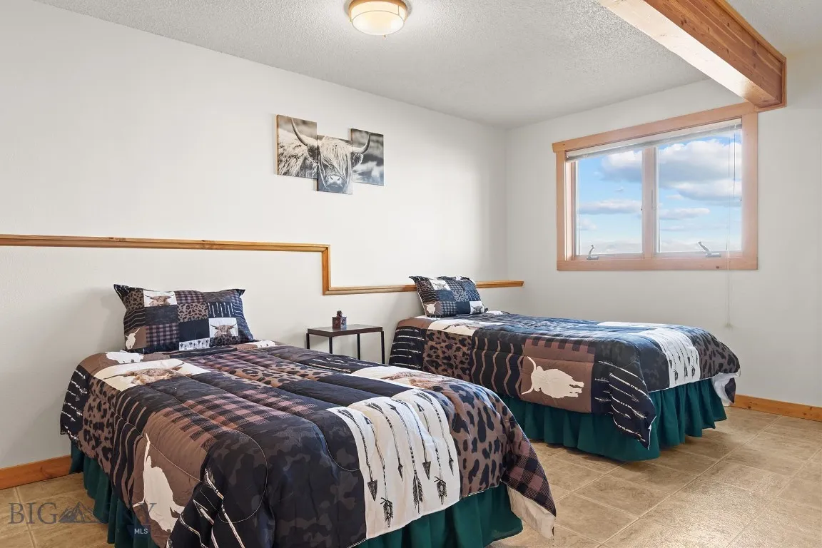 516 Mt Highway 287 W, Ennis, Montana 59729, Ennis, Montana 59729, 3 Bedrooms Bedrooms, ,2 BathroomsBathrooms,Residential,For Sale,516 Mt Highway 287 W, Ennis, Montana 59729,0,404597