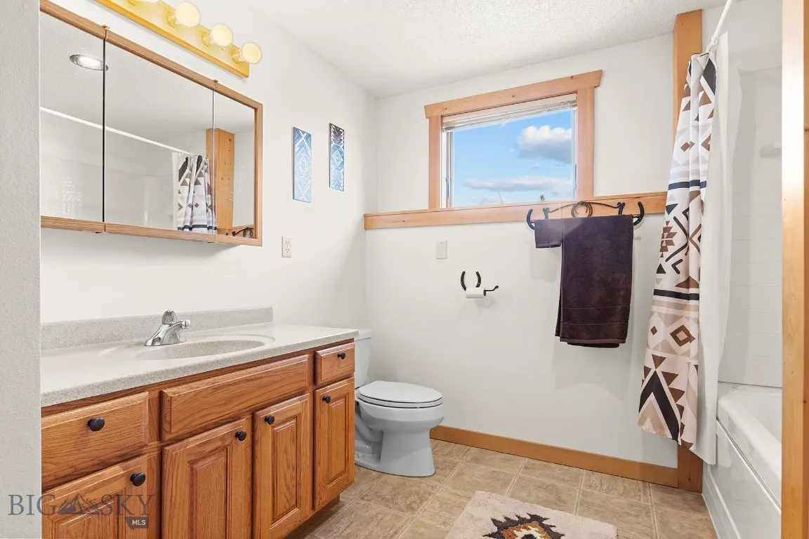 516 Mt Highway 287 W, Ennis, Montana 59729, Ennis, Montana 59729, 3 Bedrooms Bedrooms, ,2 BathroomsBathrooms,Residential,For Sale,516 Mt Highway 287 W, Ennis, Montana 59729,0,404597