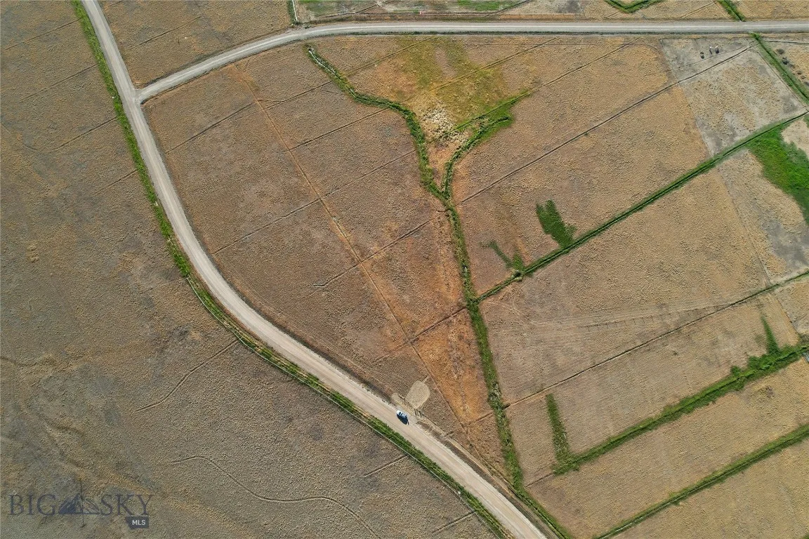 Lot 10 Aerial with Area View