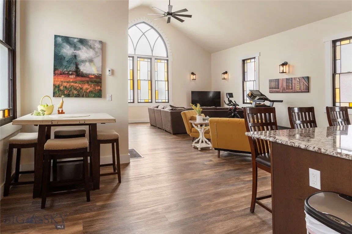 701 S Dakota Street, Butte, Montana 59701, Butte, Montana 59701, 2 Bedrooms Bedrooms, ,3 BathroomsBathrooms,Residential,For Sale,701 S Dakota Street, Butte, Montana 59701,0,404763