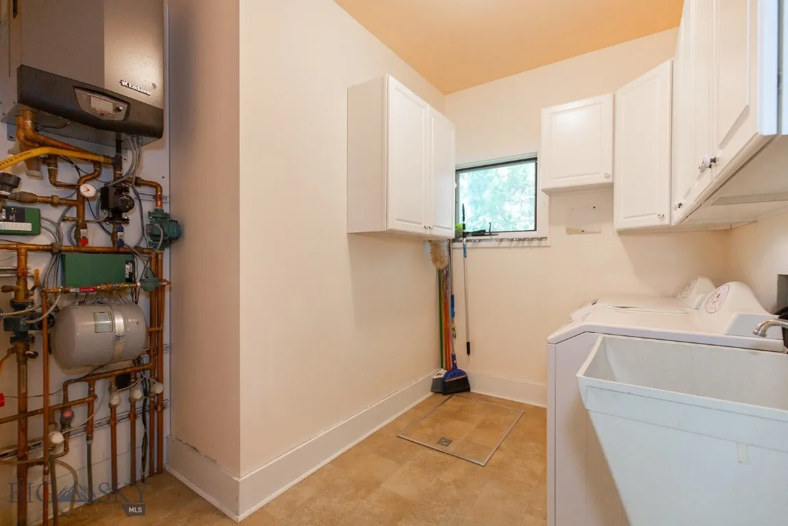 Main Level Laundry