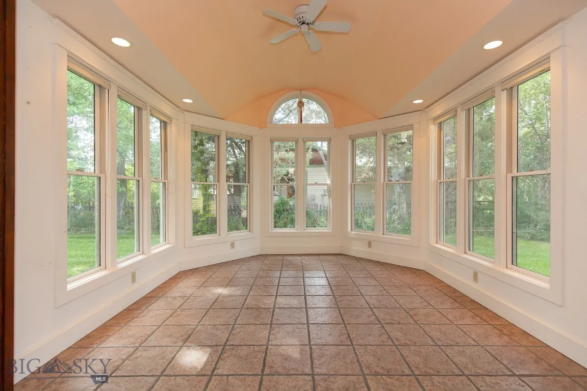 Sun Room or second Dining Room