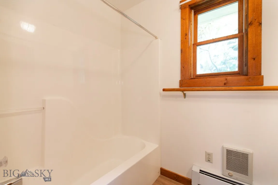 Guest House Bathroom