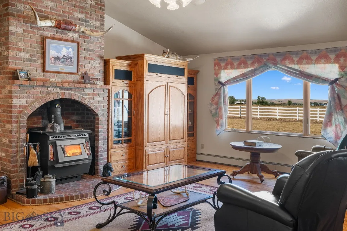 3455 Linney, Bozeman, Montana 59718, Bozeman, Montana 59718, 3 Bedrooms Bedrooms, ,2 BathroomsBathrooms,Residential,For Sale,3455 Linney, Bozeman, Montana 59718,0,404794