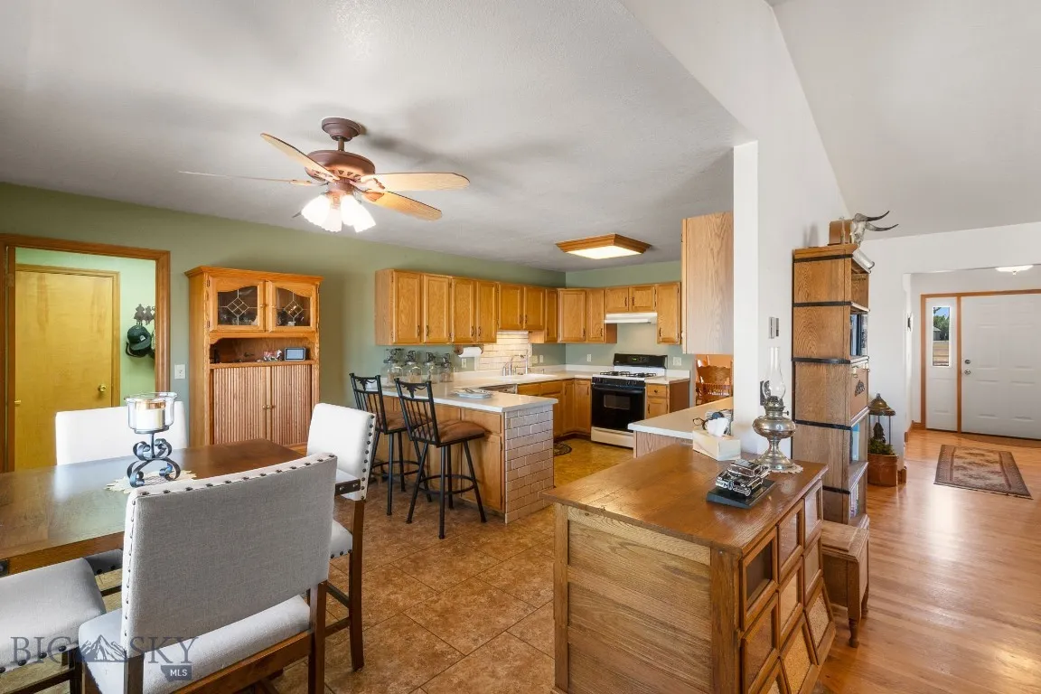 3455 Linney, Bozeman, Montana 59718, Bozeman, Montana 59718, 3 Bedrooms Bedrooms, ,2 BathroomsBathrooms,Residential,For Sale,3455 Linney, Bozeman, Montana 59718,0,404794