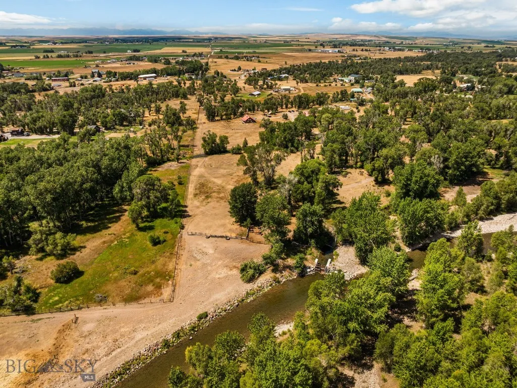 Head gate access from Gallatin River