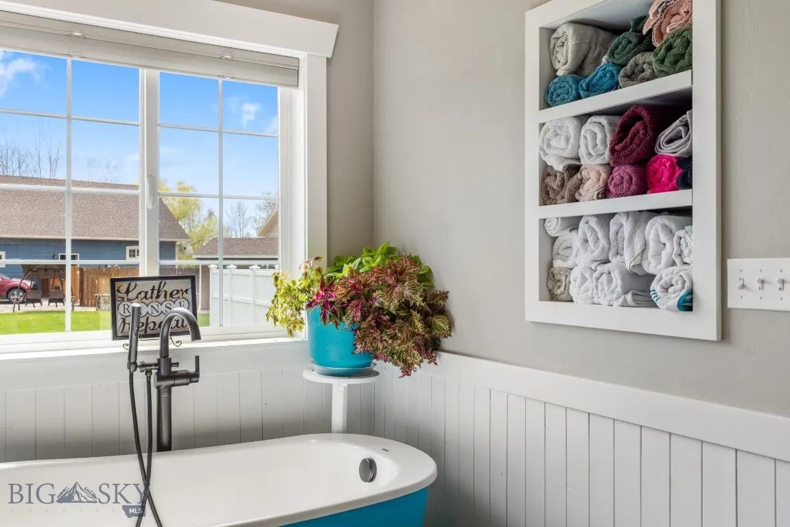 754 Milestone Drive, Belgrade, Montana 59714, Belgrade, Montana 59714, 5 Bedrooms Bedrooms, ,3 BathroomsBathrooms,Residential,For Sale,754 Milestone Drive, Belgrade, Montana 59714,0,404833