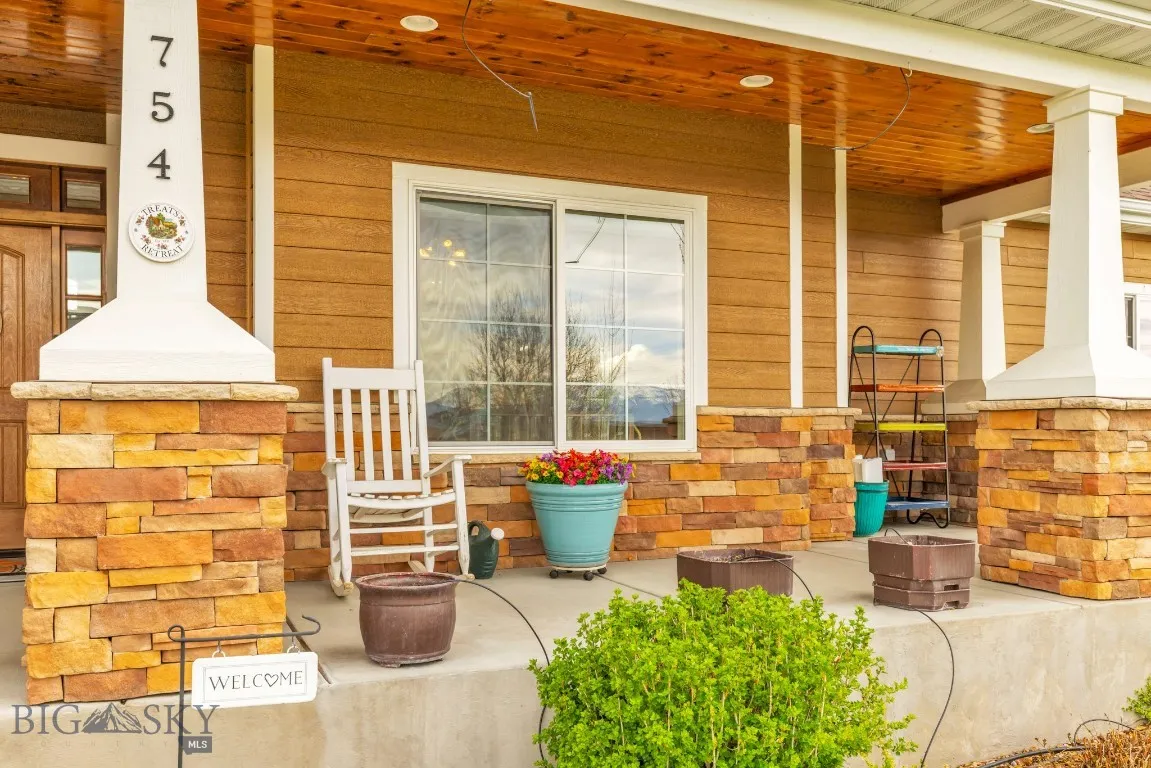 754 Milestone Drive, Belgrade, Montana 59714, Belgrade, Montana 59714, 5 Bedrooms Bedrooms, ,3 BathroomsBathrooms,Residential,For Sale,754 Milestone Drive, Belgrade, Montana 59714,0,404833