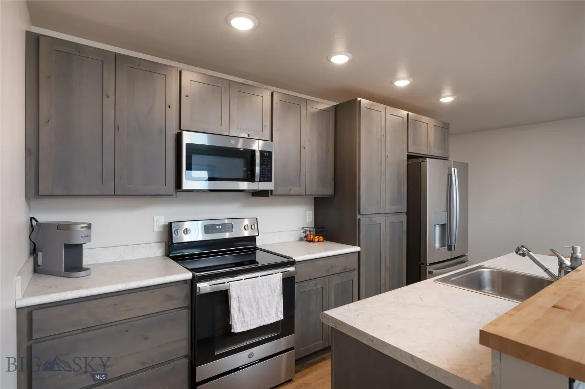 302 Vujo, Ennis, Montana 59729, Ennis, Montana 59729, ,Residential Income,For Sale,302 Vujo, Ennis, Montana 59729,0,404825