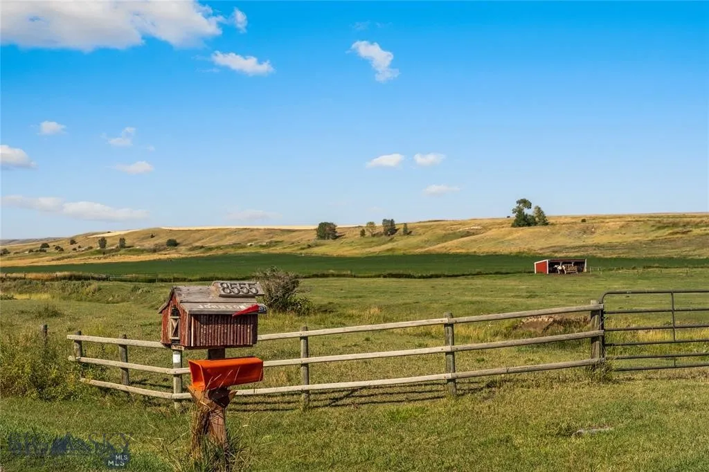8555 Camp Creek Road, Manhattan, Montana 59741, Manhattan, Montana 59741, 5 Bedrooms Bedrooms, ,4 BathroomsBathrooms,Residential,For Sale,8555 Camp Creek Road, Manhattan, Montana 59741,0,404882