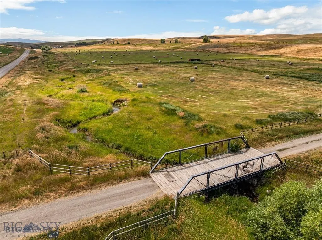8555 Camp Creek Road, Manhattan, Montana 59741, Manhattan, Montana 59741, 5 Bedrooms Bedrooms, ,4 BathroomsBathrooms,Residential,For Sale,8555 Camp Creek Road, Manhattan, Montana 59741,0,404882