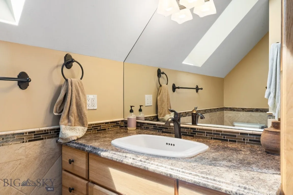 Upstairs Bathroom