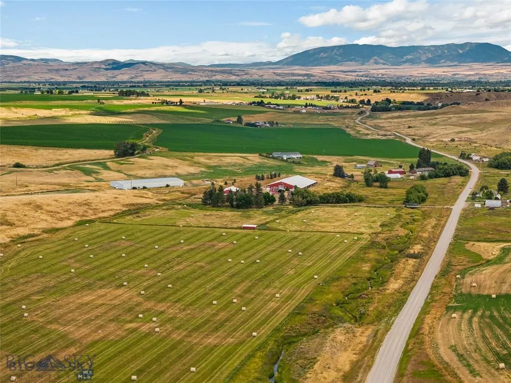 8555 Camp Creek Road, Manhattan, Montana 59741, Manhattan, Montana 59741, 5 Bedrooms Bedrooms, ,4 BathroomsBathrooms,Residential,For Sale,8555 Camp Creek Road, Manhattan, Montana 59741,0,404882