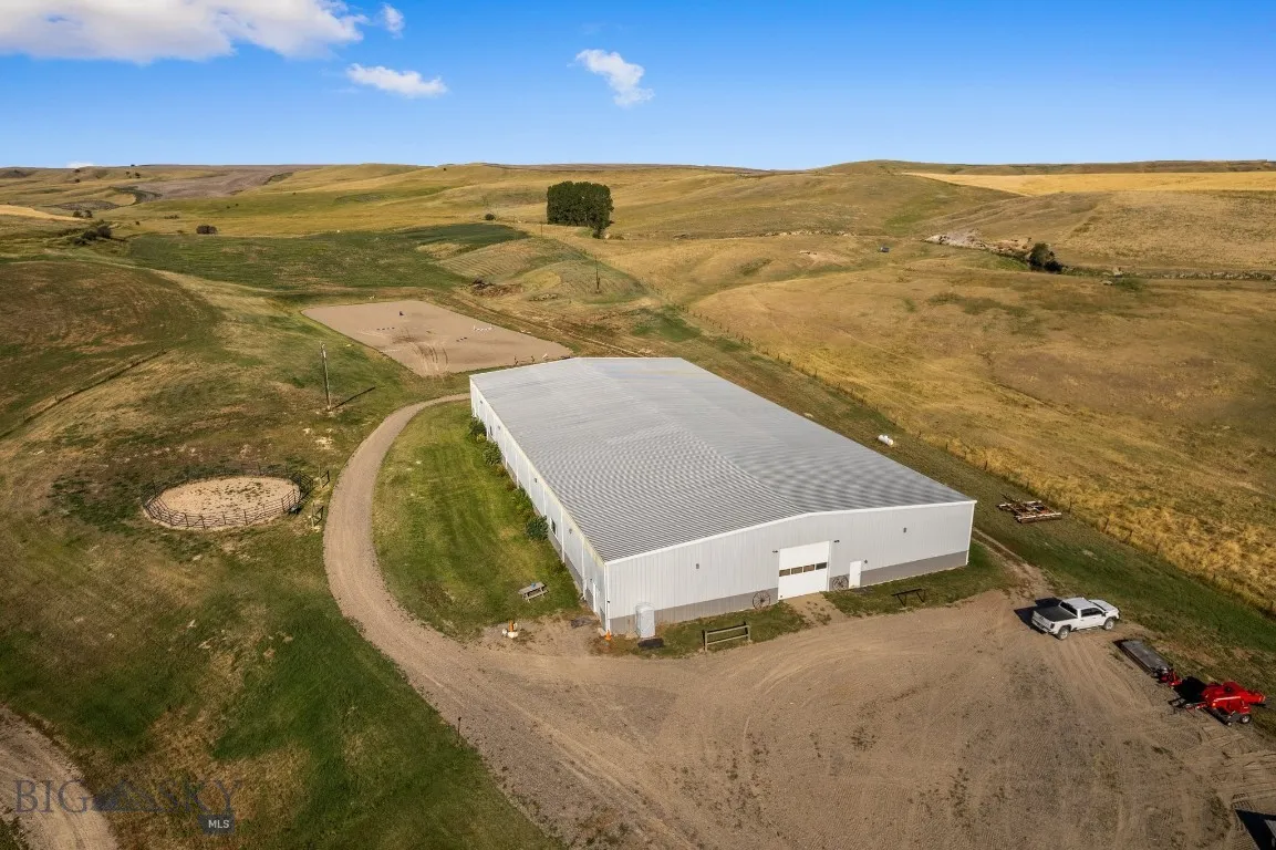 8555 Camp Creek Road, Manhattan, Montana 59741, Manhattan, Montana 59741, 5 Bedrooms Bedrooms, ,4 BathroomsBathrooms,Residential,For Sale,8555 Camp Creek Road, Manhattan, Montana 59741,0,404882