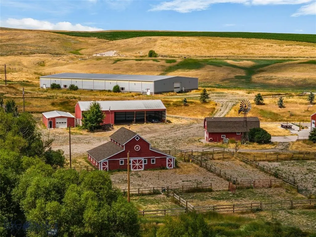 8555 Camp Creek Road, Manhattan, Montana 59741, Manhattan, Montana 59741, 5 Bedrooms Bedrooms, ,4 BathroomsBathrooms,Residential,For Sale,8555 Camp Creek Road, Manhattan, Montana 59741,0,404882