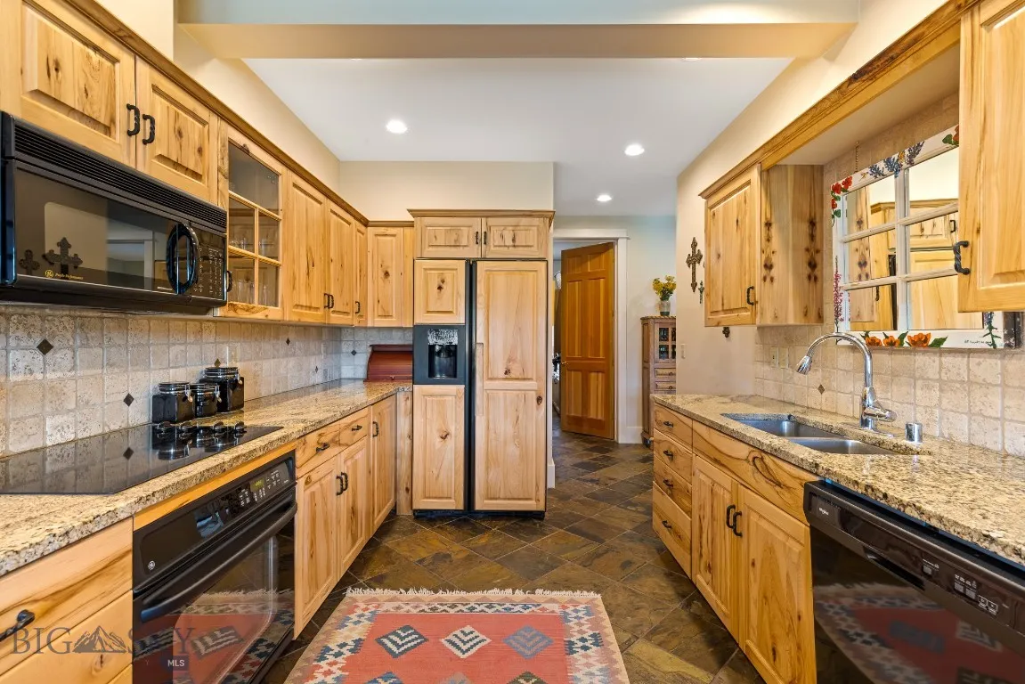 148 Crail Creek Court 631, Big Sky, Montana 59716, Big Sky, Montana 59716, 3 Bedrooms Bedrooms, ,2 BathroomsBathrooms,Residential,For Sale,148 Crail Creek Court 631, Big Sky, Montana 59716,0,404622