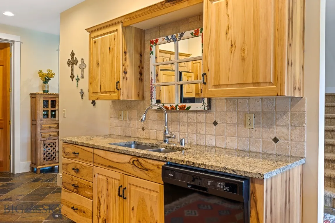 148 Crail Creek Court 631, Big Sky, Montana 59716, Big Sky, Montana 59716, 3 Bedrooms Bedrooms, ,2 BathroomsBathrooms,Residential,For Sale,148 Crail Creek Court 631, Big Sky, Montana 59716,0,404622