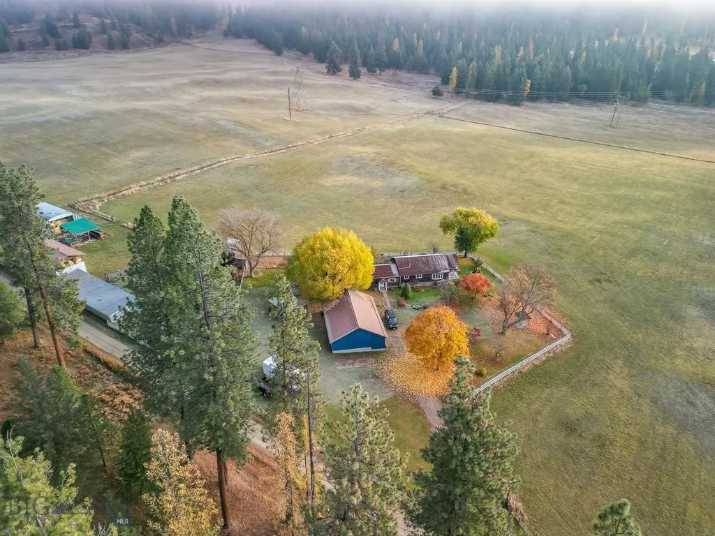 4 Courtier, Thompson Falls, Montana 59873, Thompson Falls, Montana 59873, 3 Bedrooms Bedrooms, ,2 BathroomsBathrooms,Residential,For Sale,4 Courtier, Thompson Falls, Montana 59873,0,404738