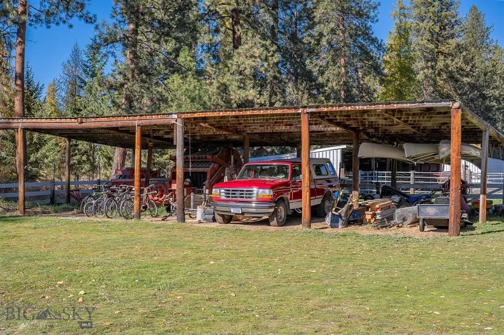 4 Courtier, Thompson Falls, Montana 59873, Thompson Falls, Montana 59873, 3 Bedrooms Bedrooms, ,2 BathroomsBathrooms,Residential,For Sale,4 Courtier, Thompson Falls, Montana 59873,0,404738