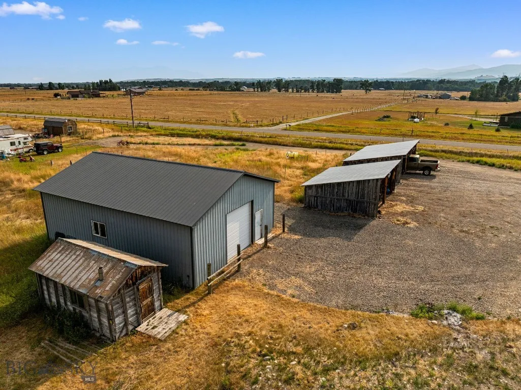 2221 Gateway South Road, Gallatin Gateway, Montana, Gallatin Gateway, Montana 59730, 2 Bedrooms Bedrooms, ,2 BathroomsBathrooms,Land,For Sale,2221 Gateway South Road, Gallatin Gateway, Montana,0,405088