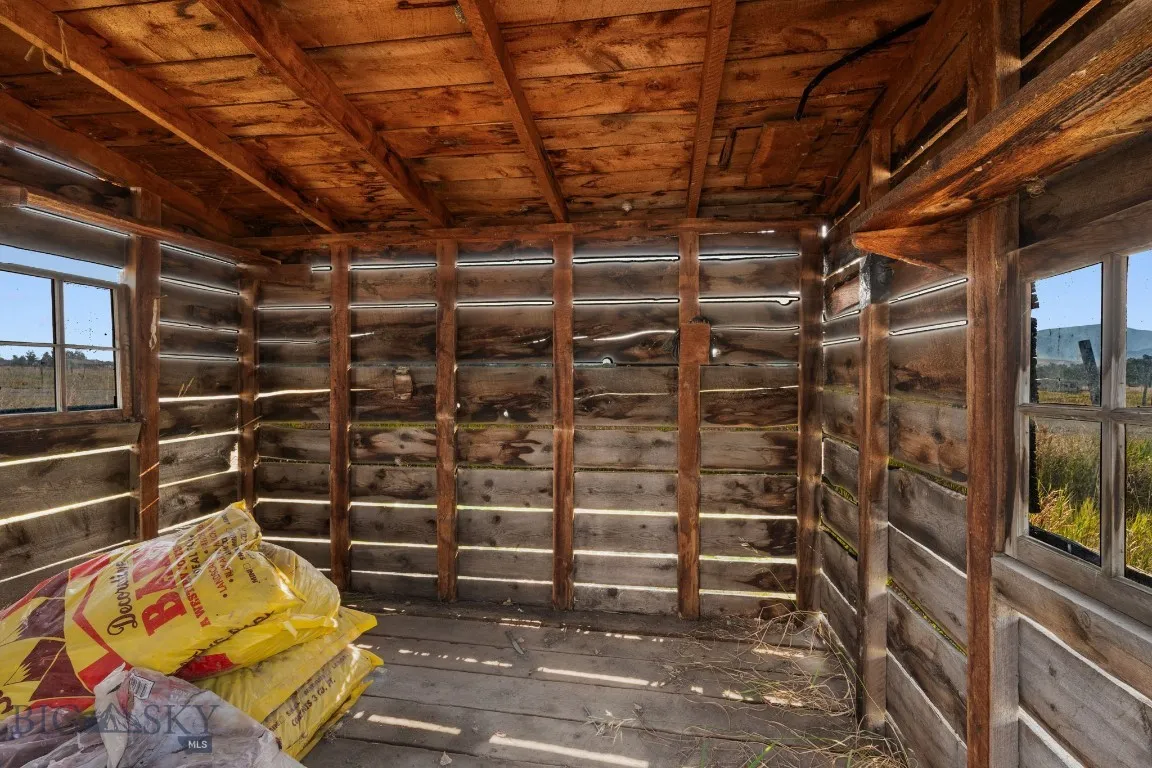 2221 Gateway South Road, Gallatin Gateway, Montana, Gallatin Gateway, Montana 59730, 2 Bedrooms Bedrooms, ,2 BathroomsBathrooms,Land,For Sale,2221 Gateway South Road, Gallatin Gateway, Montana,0,405088