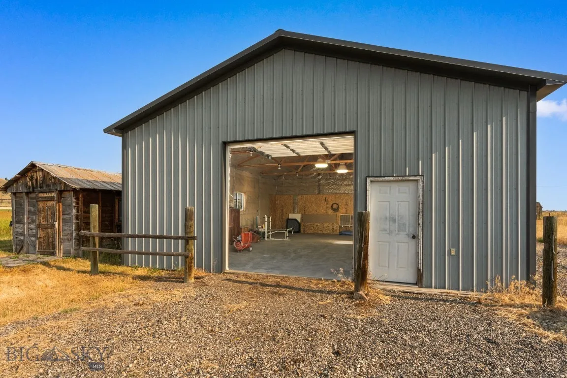 2221 Gateway South Road, Gallatin Gateway, Montana, Gallatin Gateway, Montana 59730, 2 Bedrooms Bedrooms, ,2 BathroomsBathrooms,Land,For Sale,2221 Gateway South Road, Gallatin Gateway, Montana,0,405088