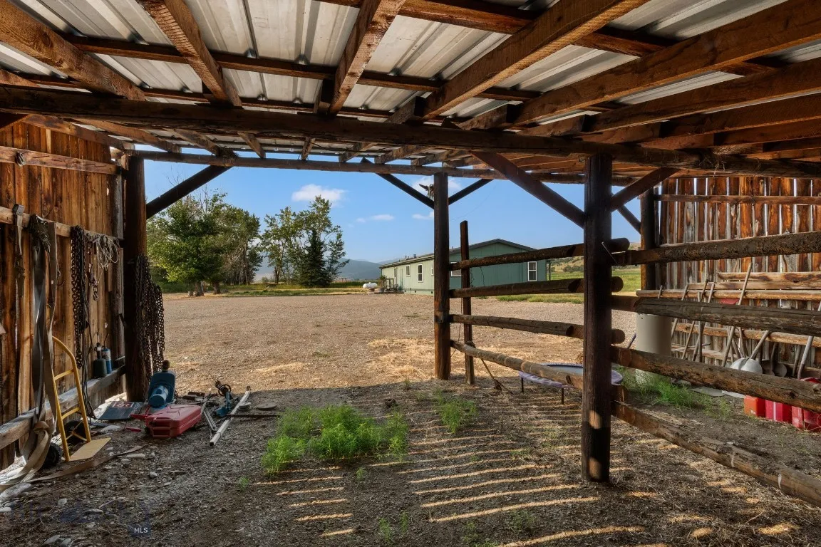 2221 Gateway South Road, Gallatin Gateway, Montana, Gallatin Gateway, Montana 59730, 2 Bedrooms Bedrooms, ,2 BathroomsBathrooms,Land,For Sale,2221 Gateway South Road, Gallatin Gateway, Montana,0,405088