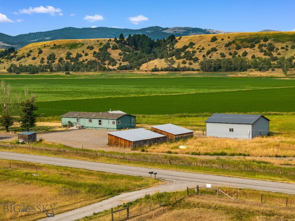 2221 Gateway South Road, Gallatin Gateway, Montana, Gallatin Gateway, Montana 59730, 2 Bedrooms Bedrooms, ,2 BathroomsBathrooms,Land,For Sale,2221 Gateway South Road, Gallatin Gateway, Montana,0,405088