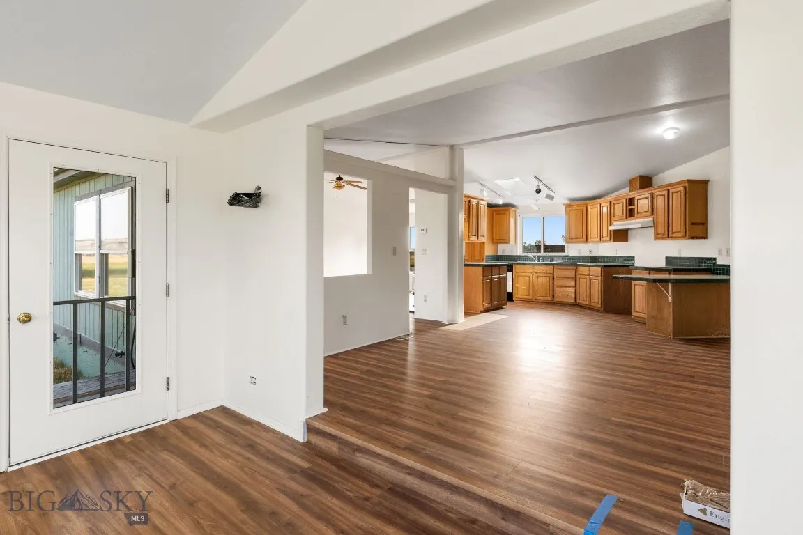 2221 Gateway South Road, Gallatin Gateway, Montana, Gallatin Gateway, Montana 59730, 2 Bedrooms Bedrooms, ,2 BathroomsBathrooms,Land,For Sale,2221 Gateway South Road, Gallatin Gateway, Montana,0,405088