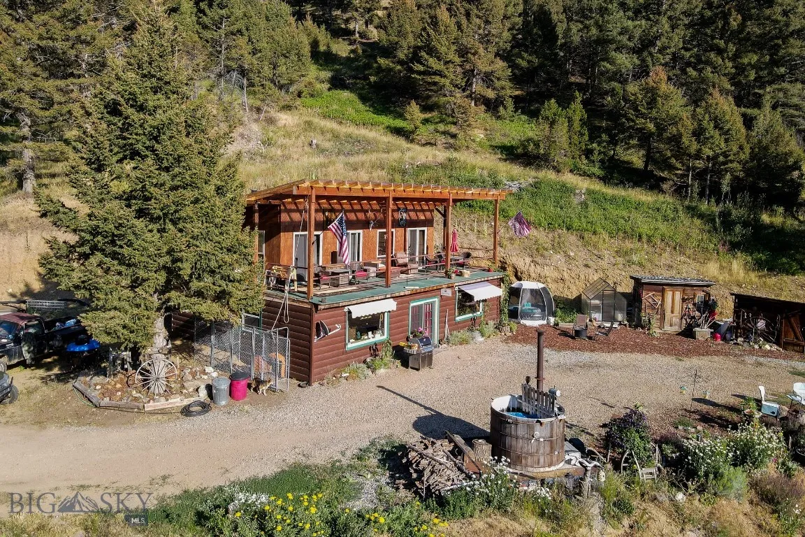 Main Cabin