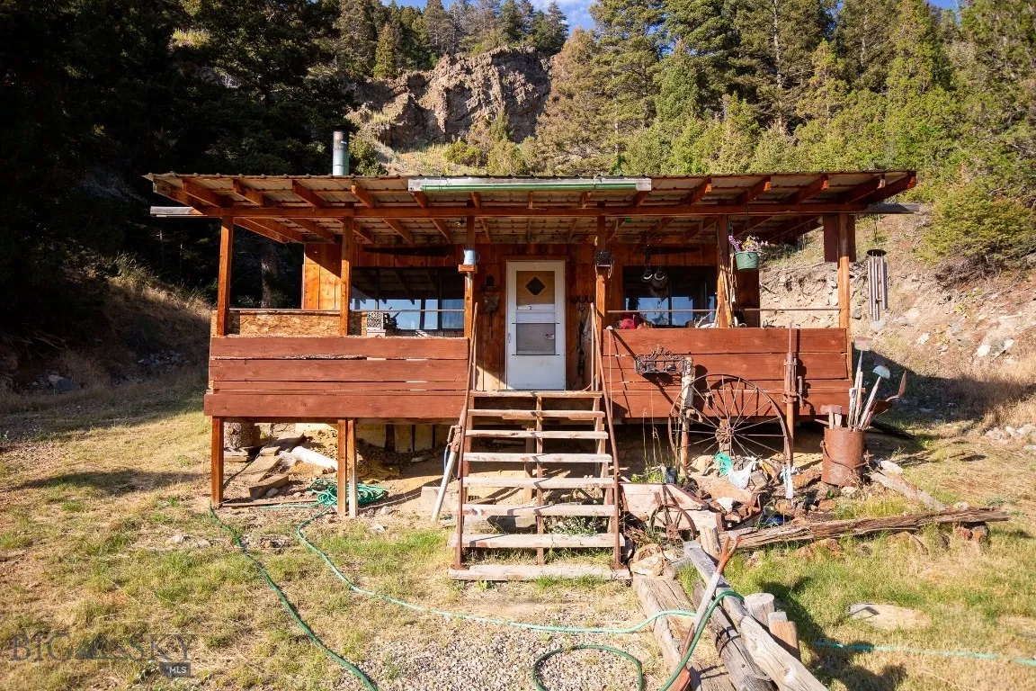 Guest Cabin