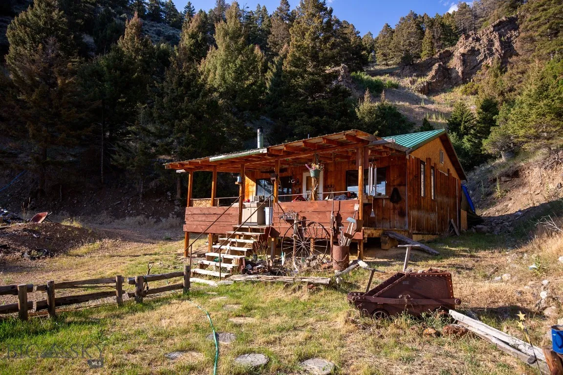 Guest Cabin