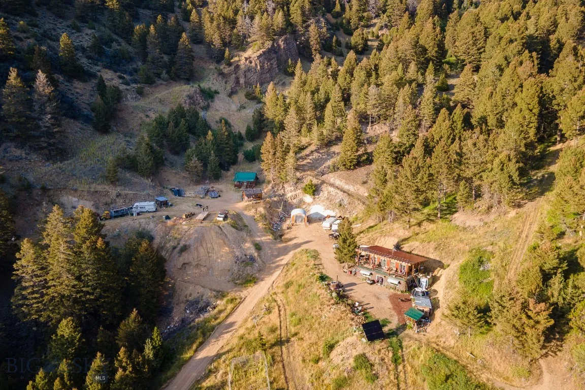 576 Wisconsin Creek Road, Sheridan, Montana 59749, Sheridan, Montana 59749, 1 Bedroom Bedrooms, ,1 BathroomBathrooms,Residential,For Sale,576 Wisconsin Creek Road, Sheridan, Montana 59749,0,405044
