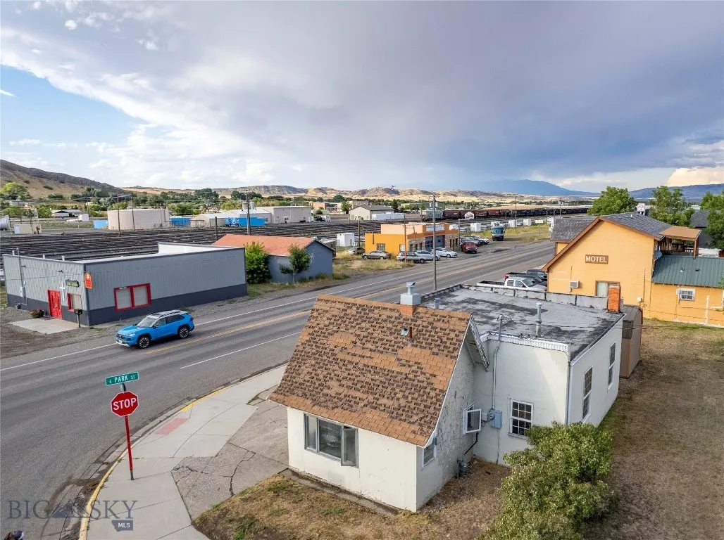 804 E Park Street, Livingston, Montana 59047, Livingston, Montana 59047, ,Commercial Sale,For Sale,804 E Park Street, Livingston, Montana 59047,0,405171